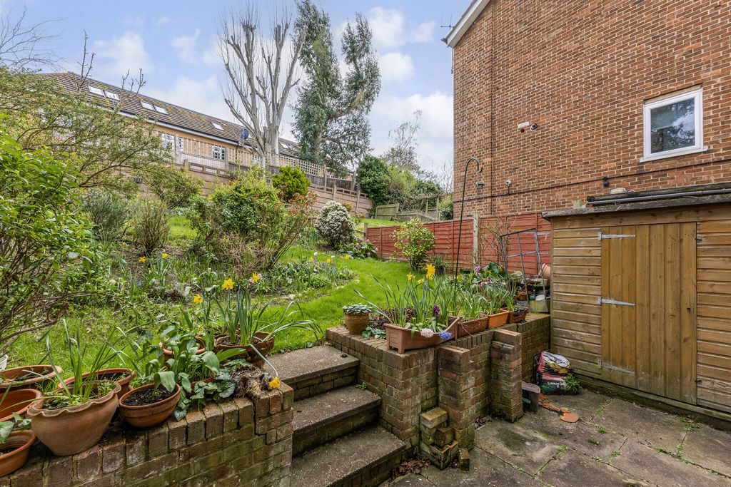 Property photo 3 of 17