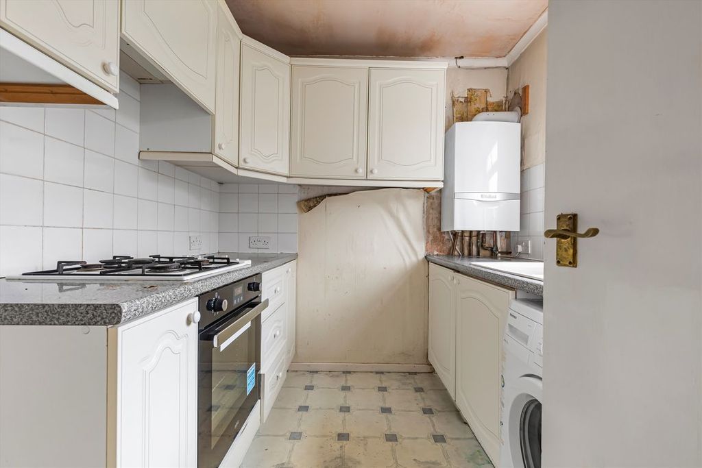 Property photo 3 of 5