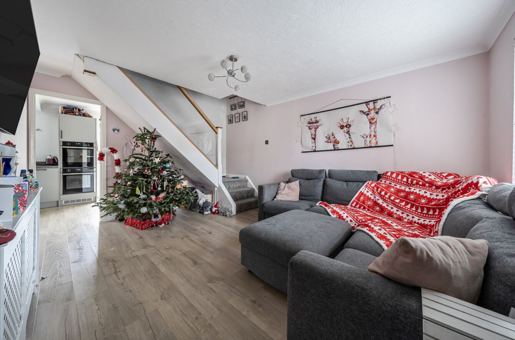 Property photo 2 of 13 1394160-5-6942Bc1...