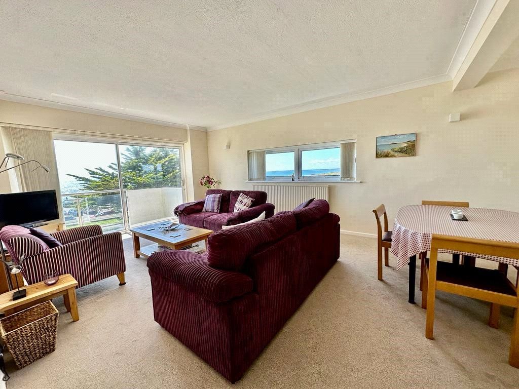 Property photo 3 of 14 Picture No. 06