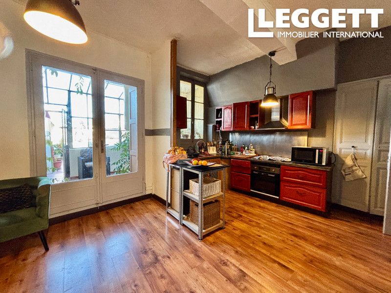 Property photo 2 of 10