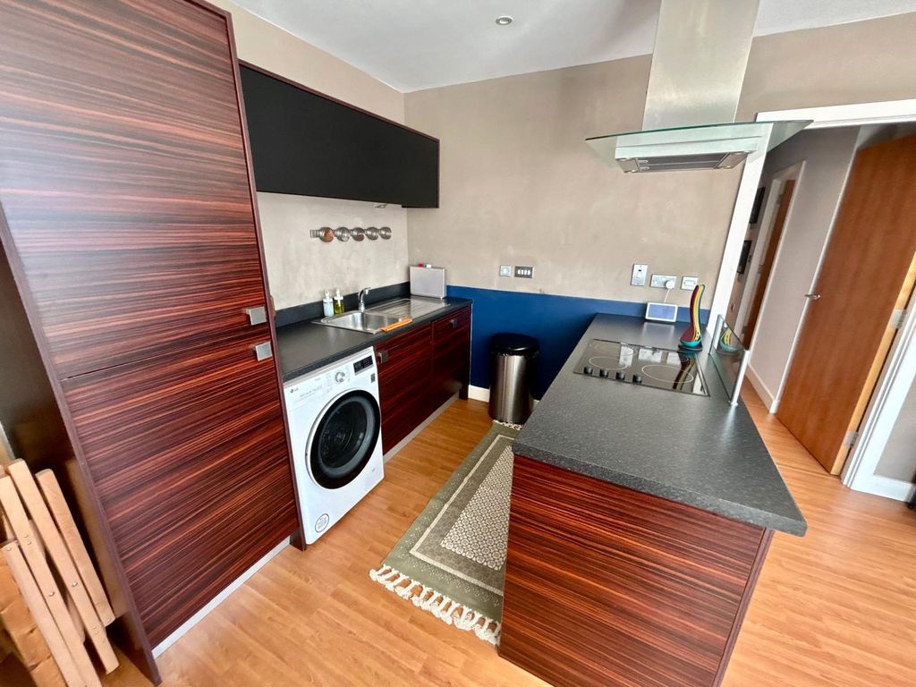 Property photo 2 of 10 Picture No. 02