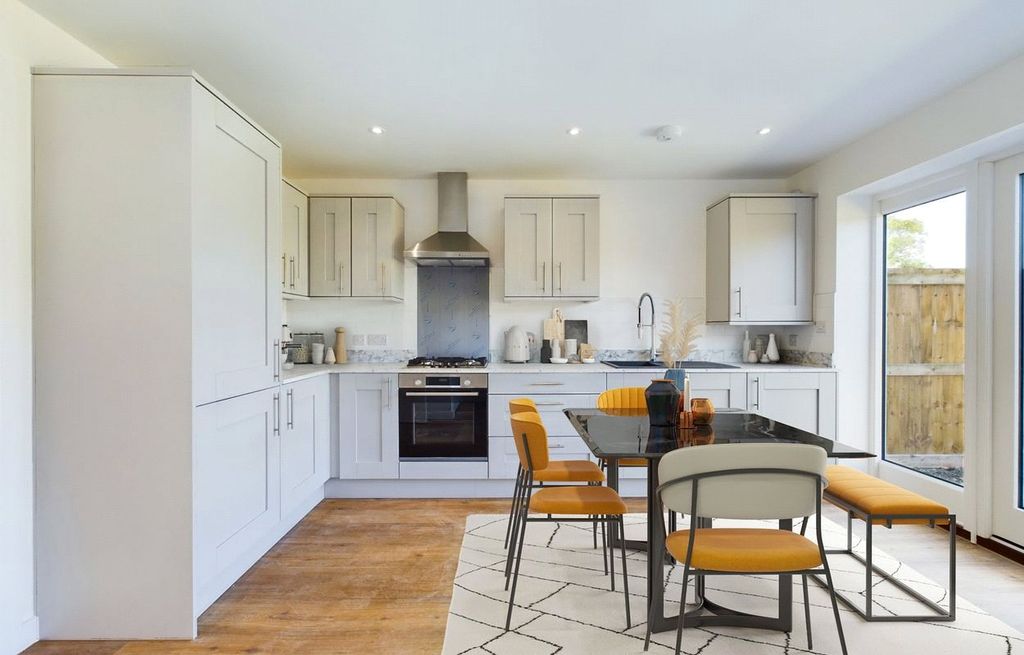 Property photo 2 of 8 Picture No. 07