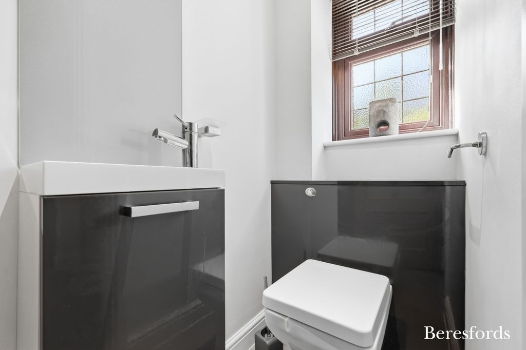 Additional image 11 of 3 bed detached house for saleHillhouse Drive, Billericay CM12