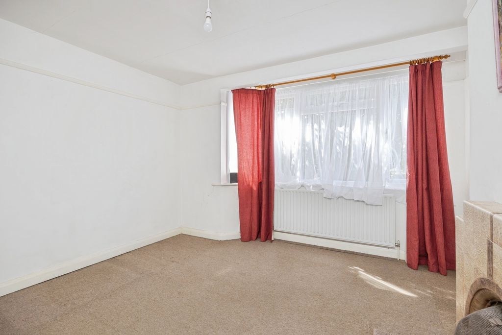Property photo 3 of 20 Pbox-Img.Jpg