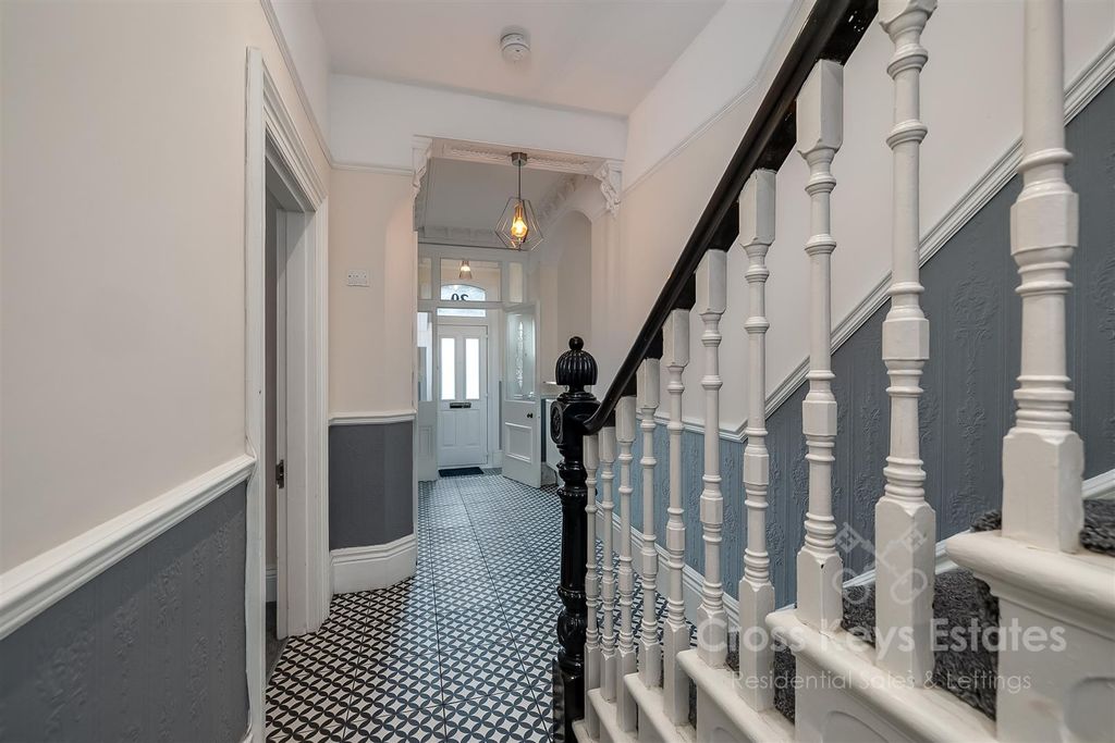 Property photo 3 of 35 Reception Hallway