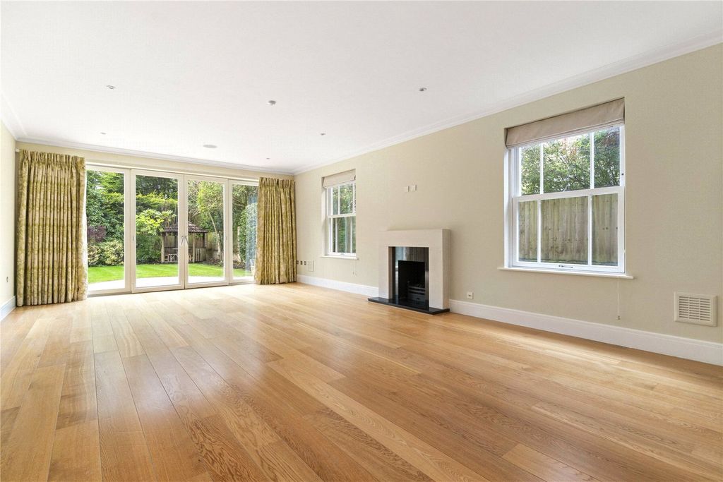 Property photo 2 of 23 2