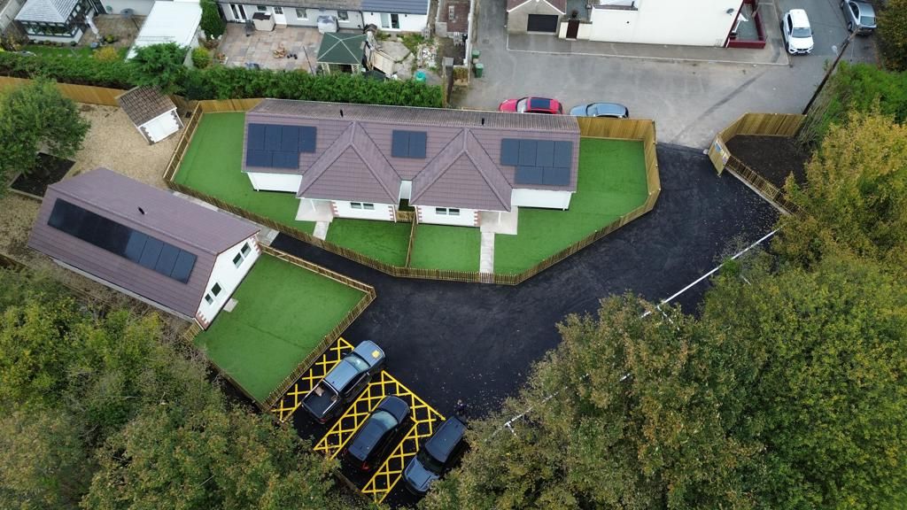 Property photo 1 of 12 Photo 5