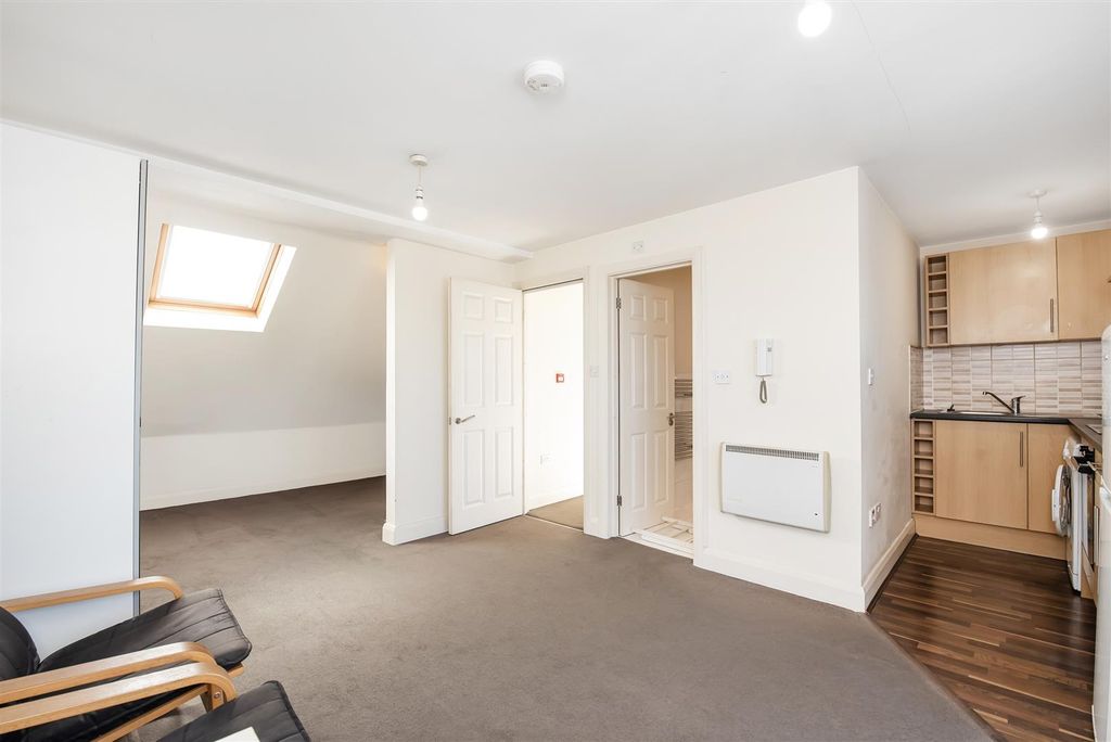 Property photo 2 of 11 Helliwell & Co.
