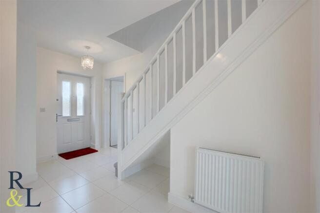 Property photo 2 of 19 Picture No. 15