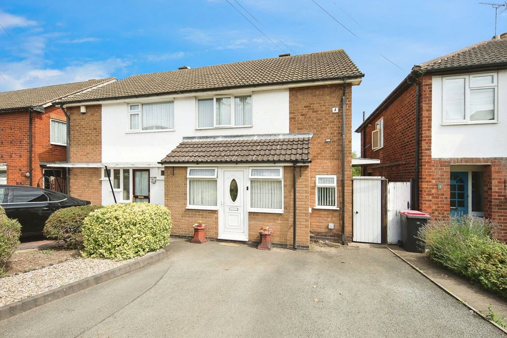 Property photo 1 of 16 Picture No. 02