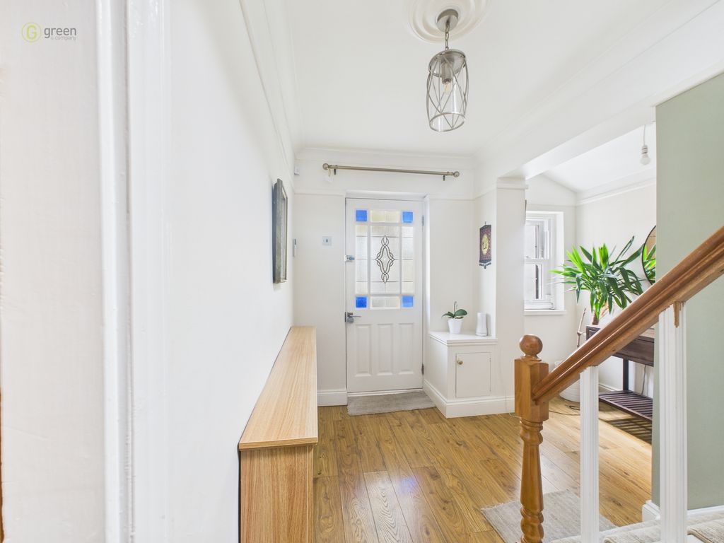 Property photo 2 of 53