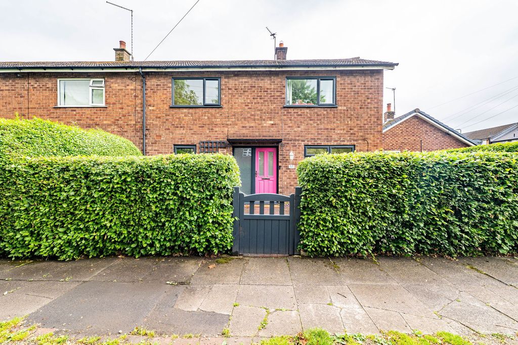 Property photo 1 of 28