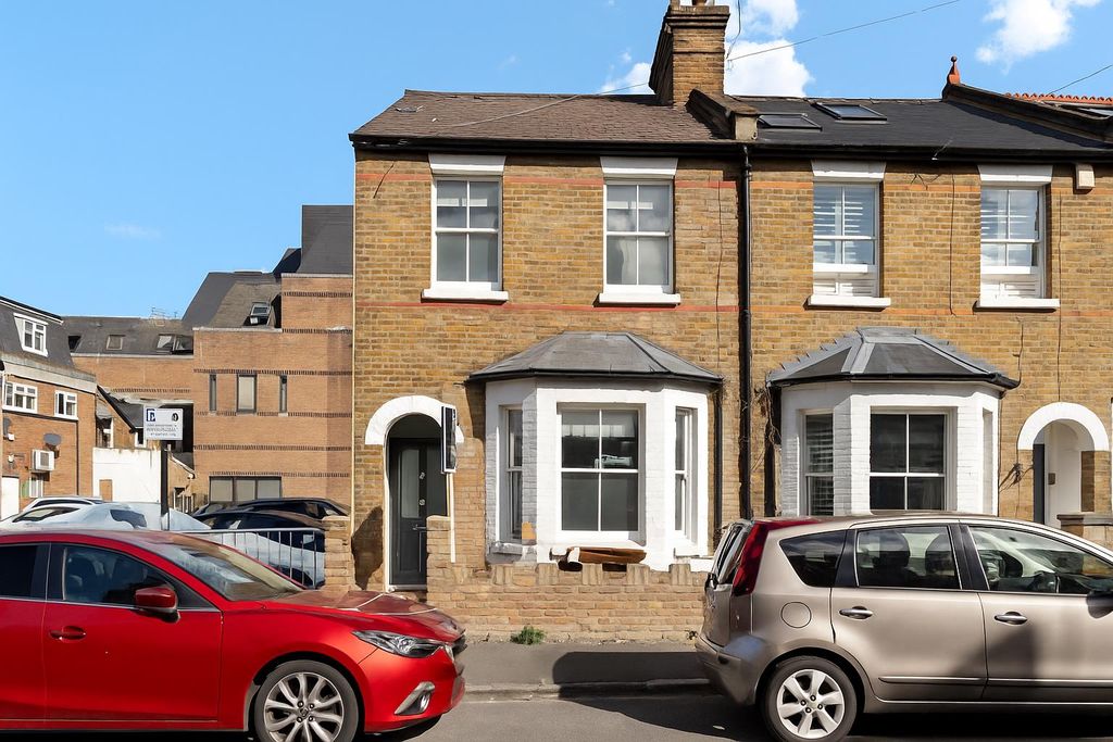 Property photo 2 of 13 Image