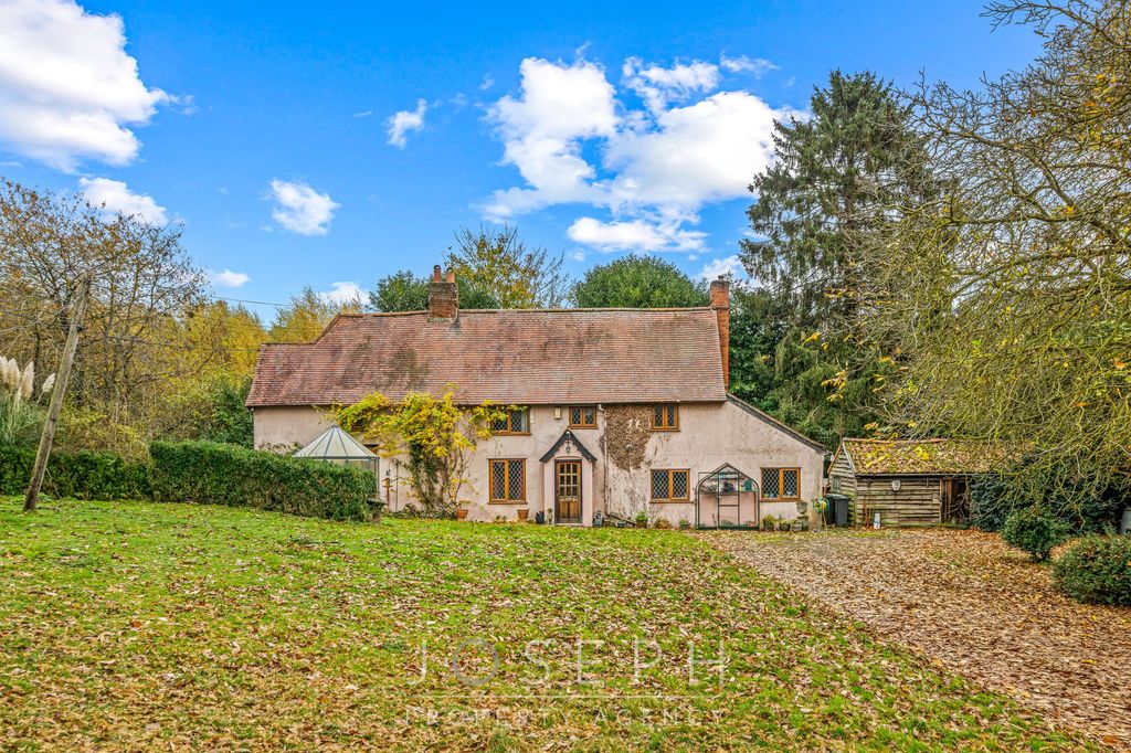 Property photo 1 of 28