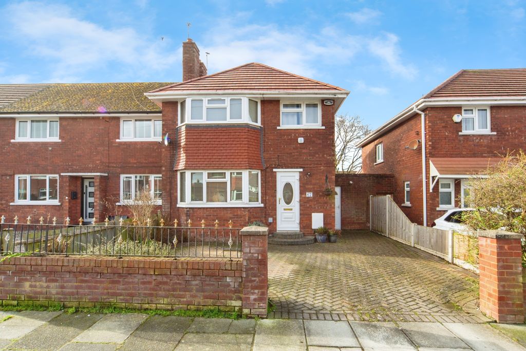 Property photo 1 of 15