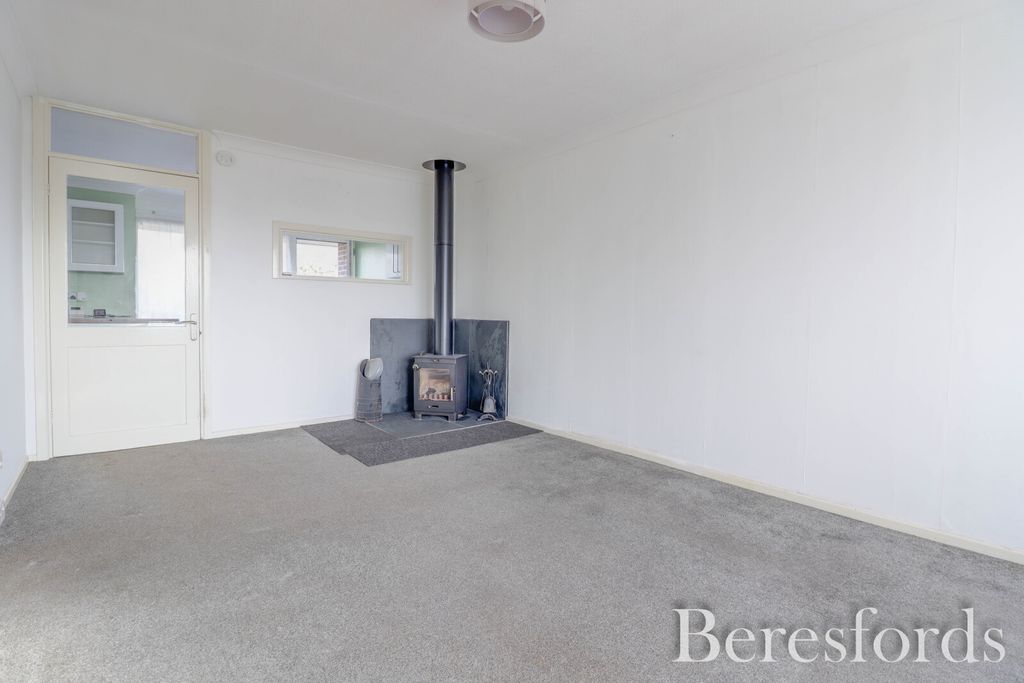 Property photo 2 of 10 Picture 2