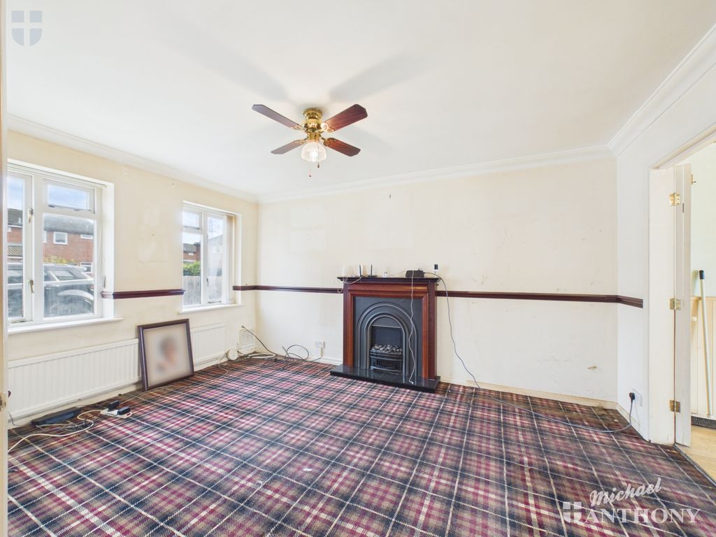 Property photo 2 of 13 Cam03218G0-Pr1173-Still001