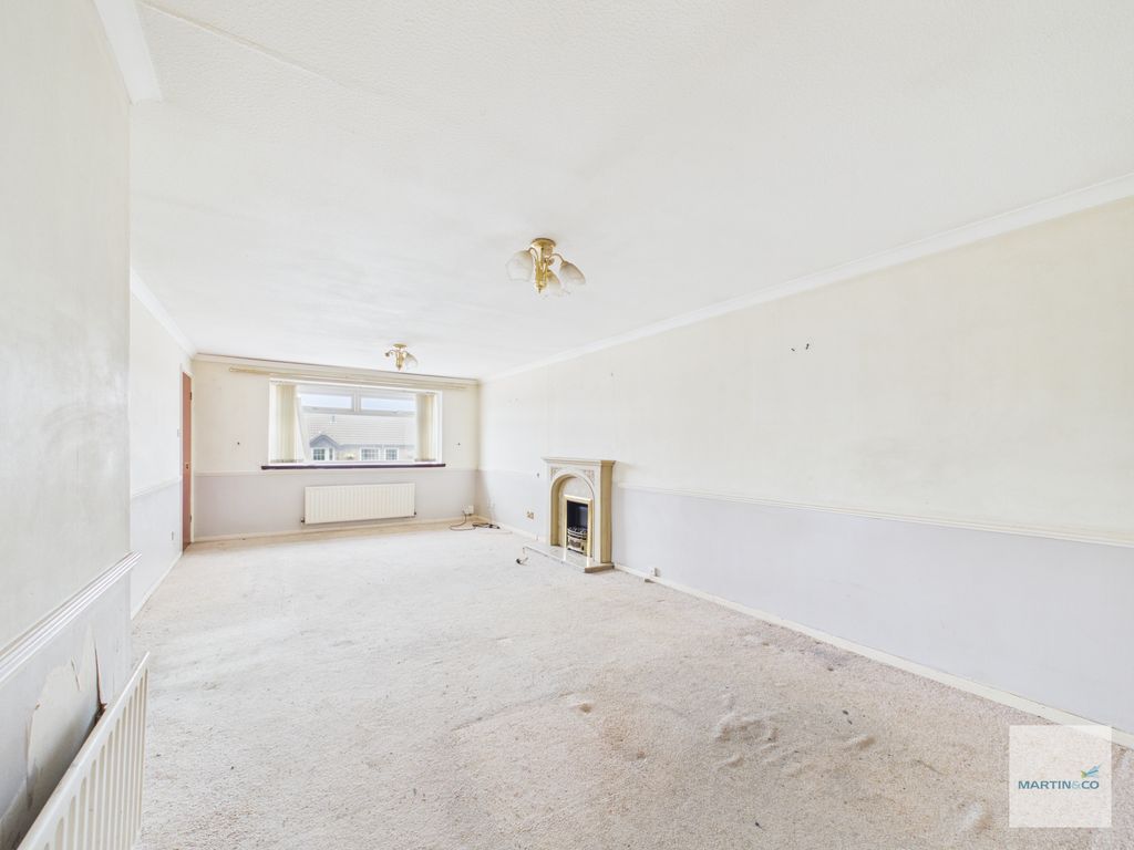 Property photo 3 of 16 Cam03394G0-Pr0531-Still007