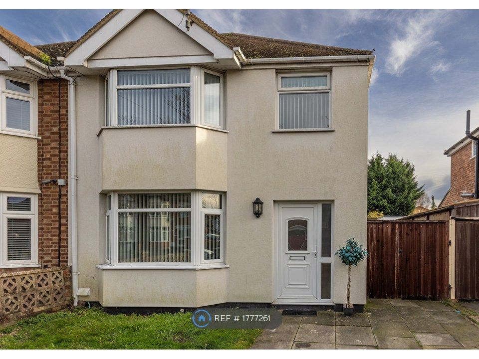 Property photo 2 of 13