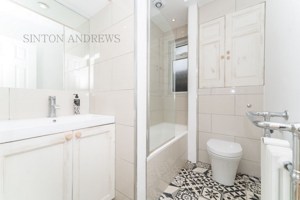 Property photo 3 of 11 Photo 9