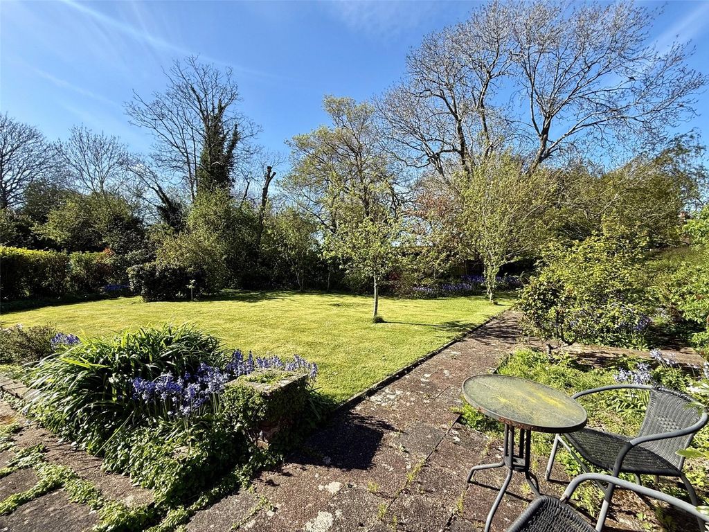 Property photo 3 of 11 Picture No. 10
