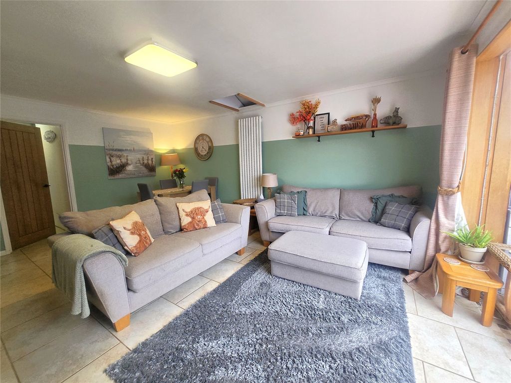 Property photo 3 of 26 Picture No. 13