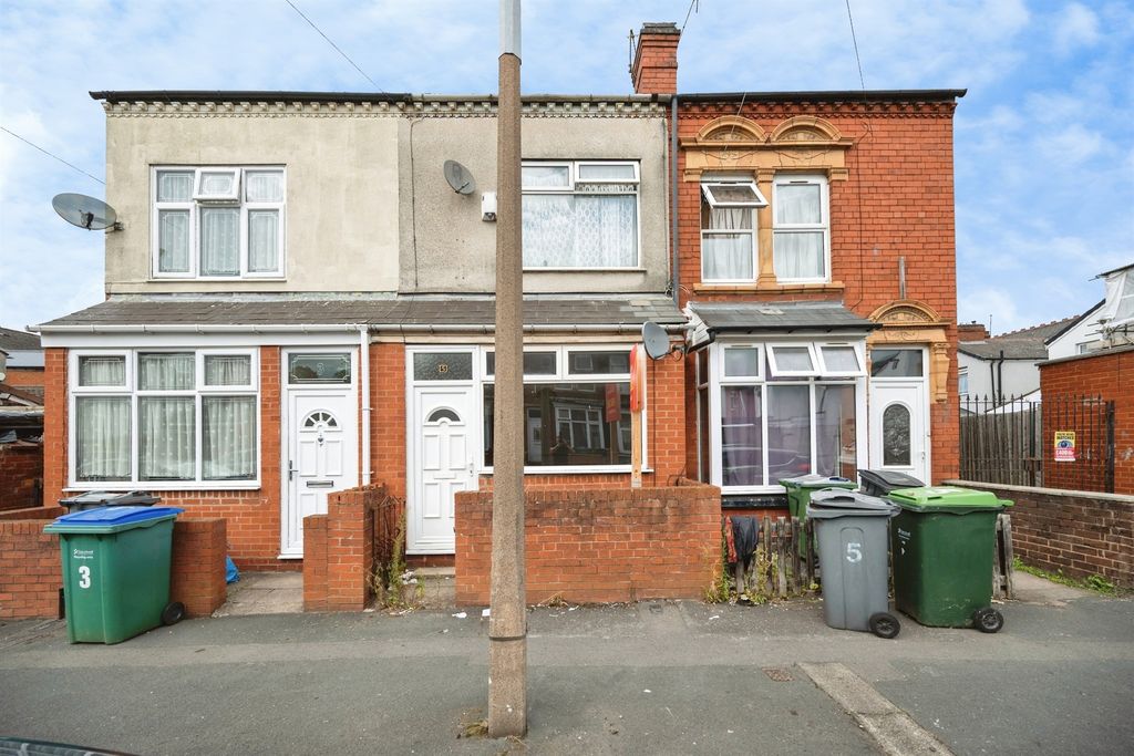 Property photo 1 of 19