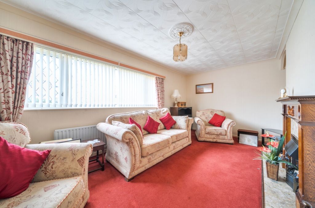 Property photo 2 of 24 1435107-8-69c2d5d02476c