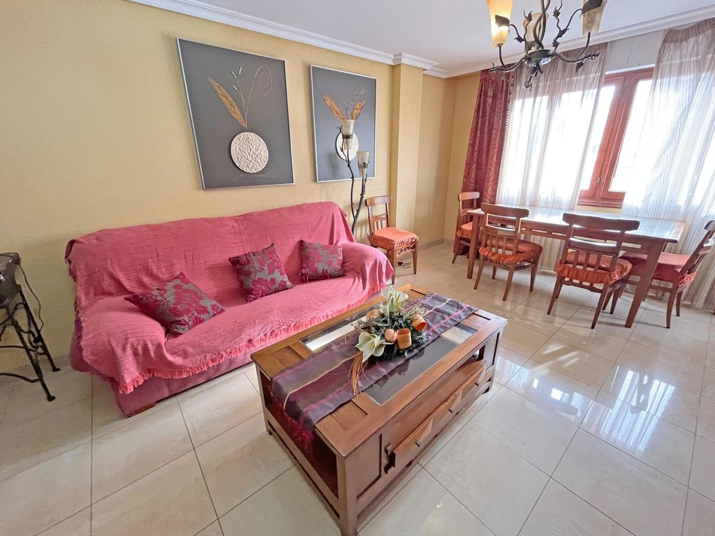 Property photo 2 of 42