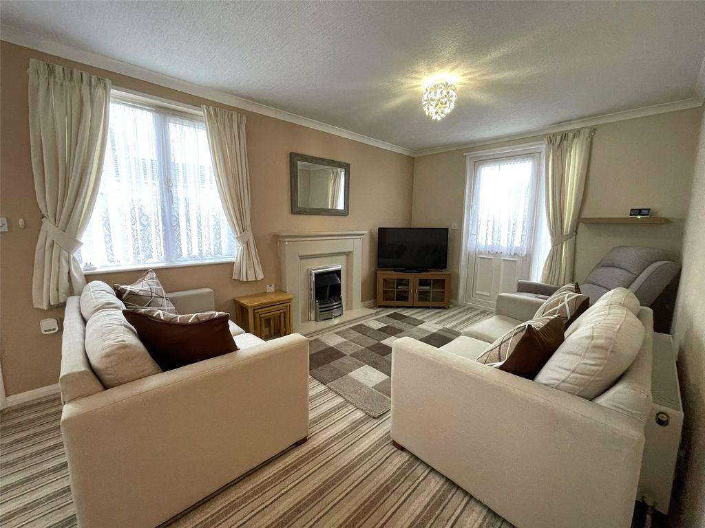 Property photo 2 of 14 Picture No. 07