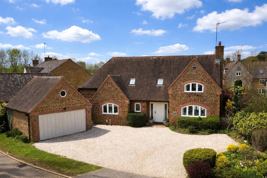 Property photo 1 of 39 Photo 1