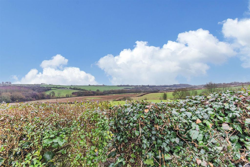 Property photo 2 of 32 Ccltd-31.Jpg