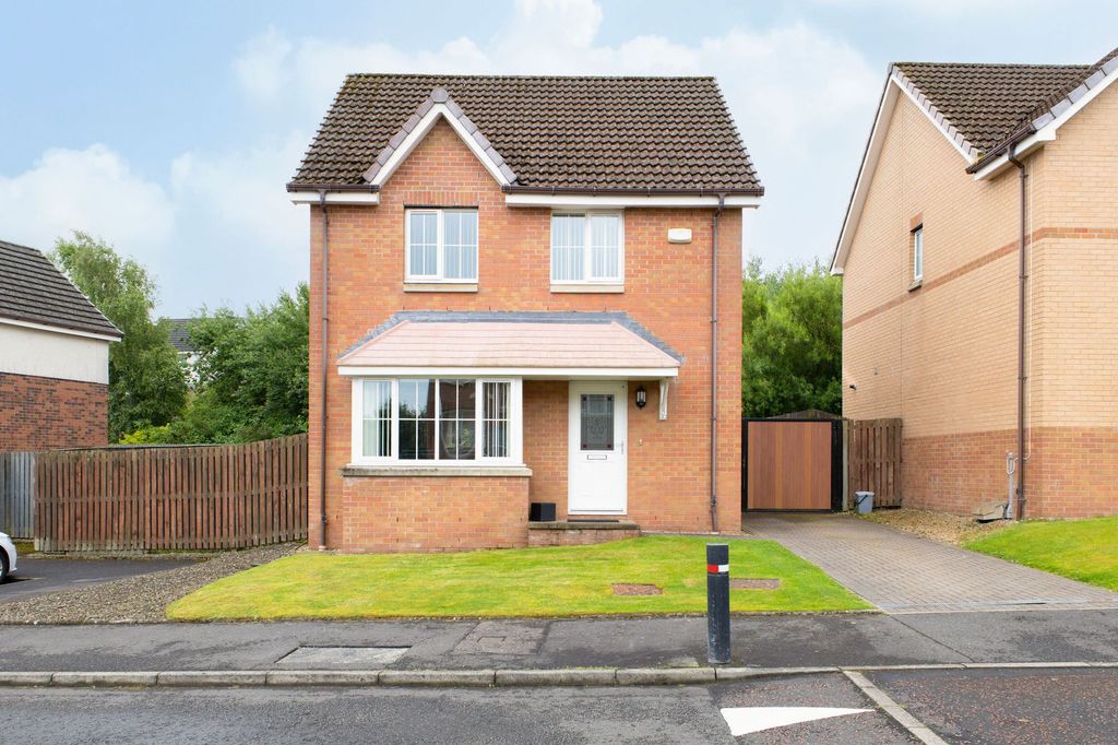 Property photo 1 of 31