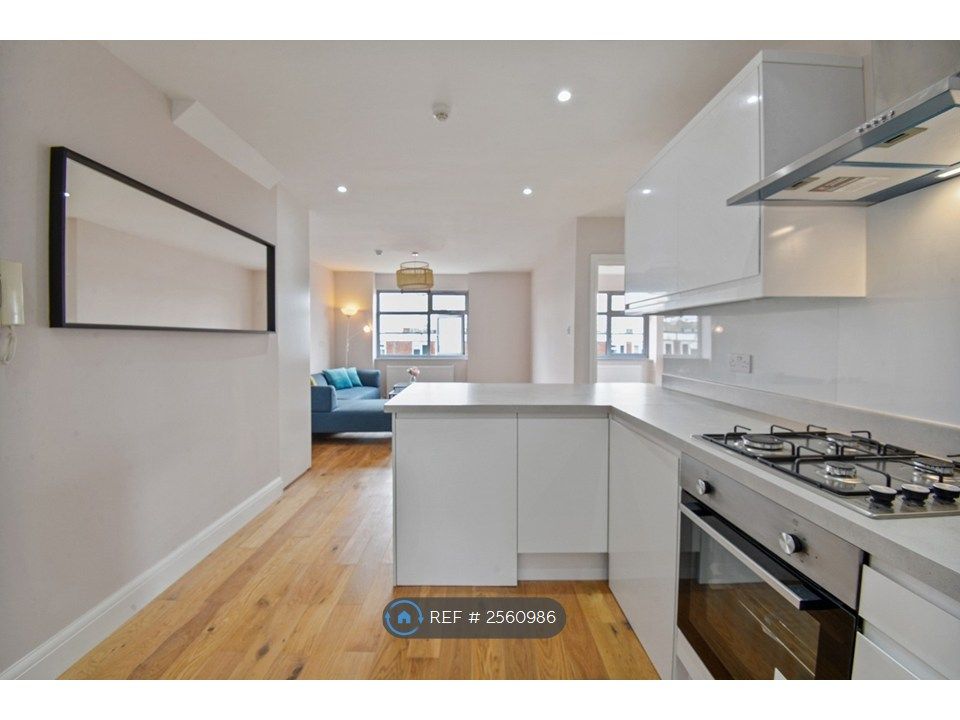 Property photo 3 of 13