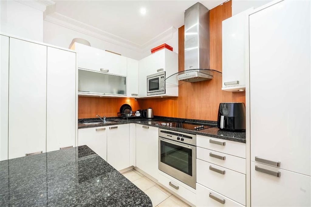 Property photo 3 of 6