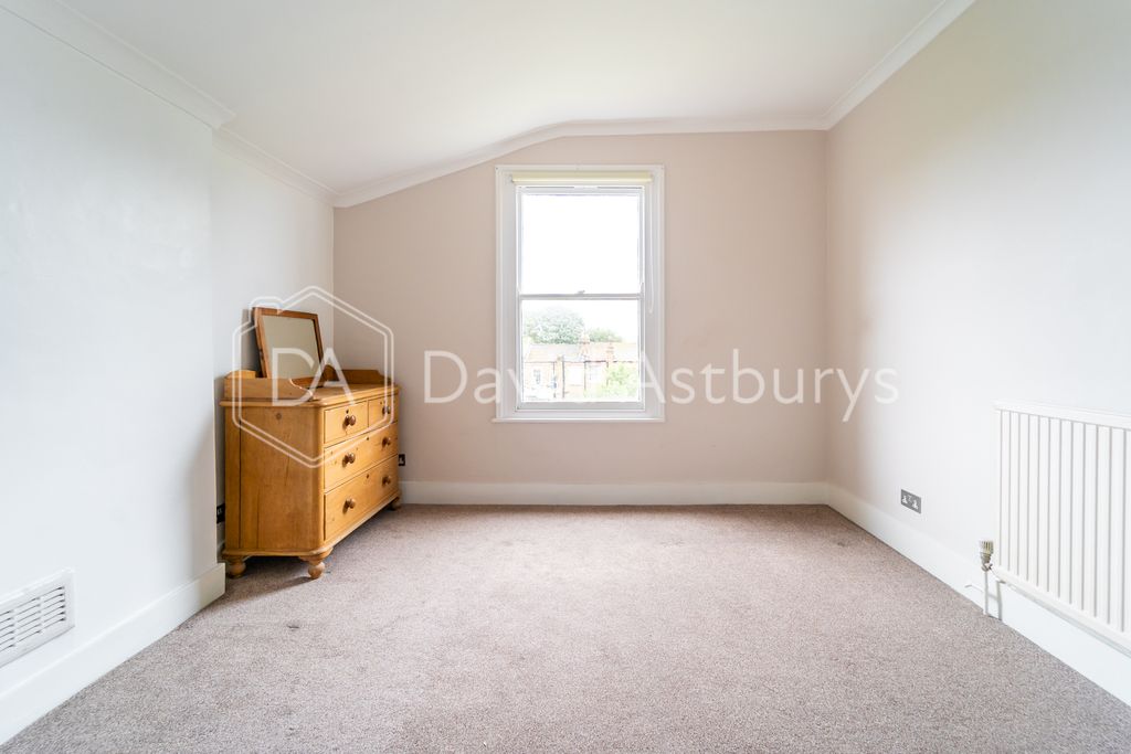Property photo 2 of 9 Ndb08302