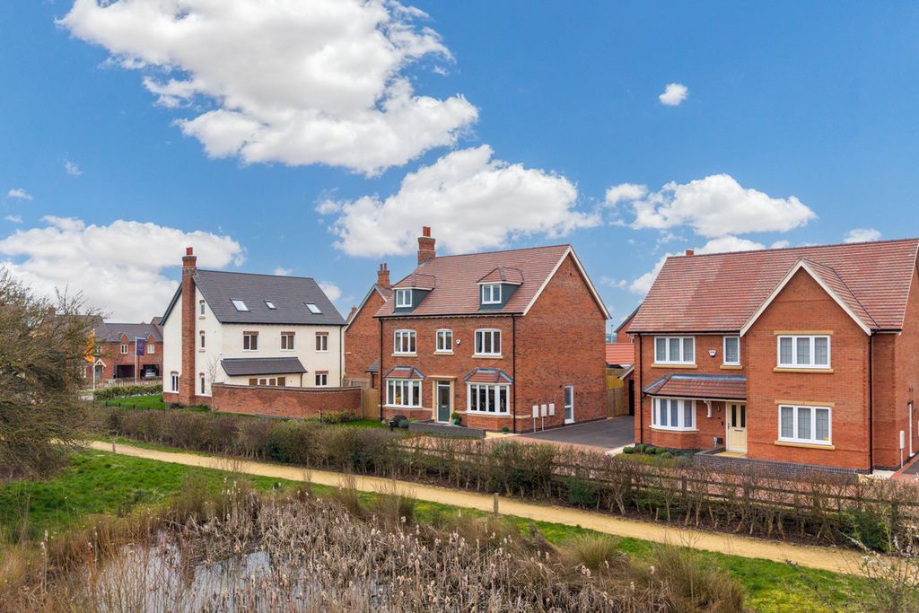 Property photo 1 of 30