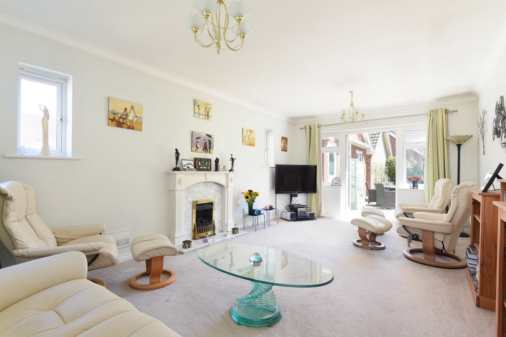 Property photo 2 of 18 3616675