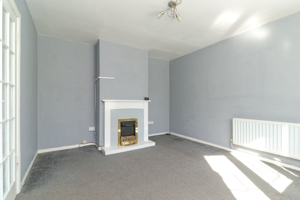 Property photo 2 of 10 Picture 2