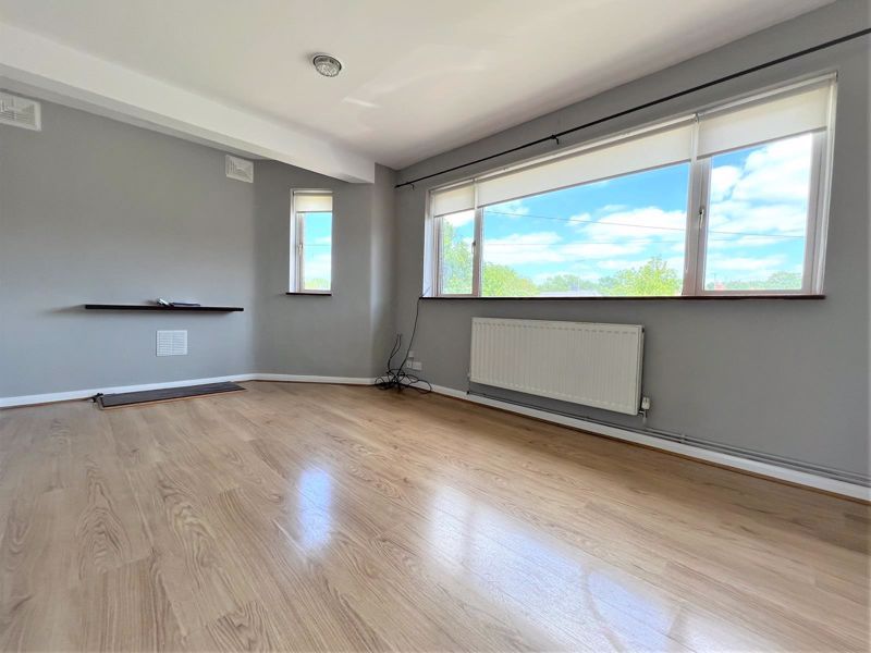 Property photo 2 of 7 Photo 2