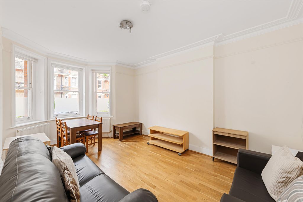 Property photo 1 of 18 Image
