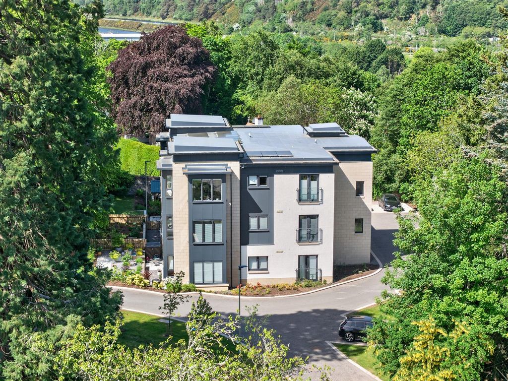 Property photo 1 of 11 10 Front View - Mature Trees.Jpg