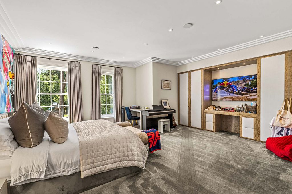 Additional image 20 of 8 bed detached house for saleAbbots Drive, Virginia Water GU25