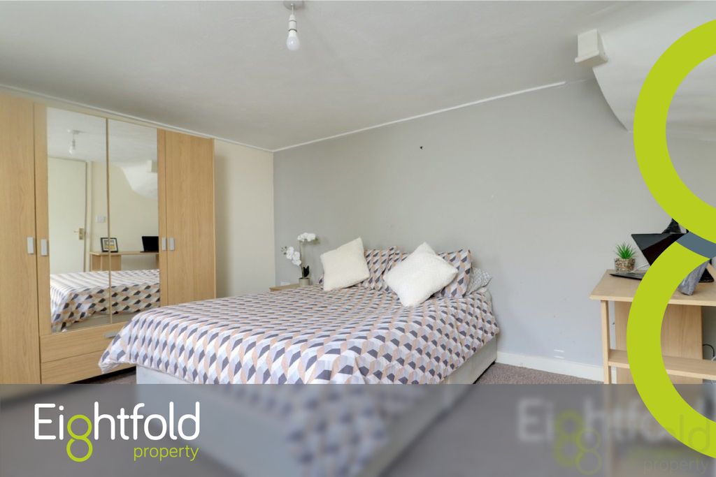 Property photo 1 of 11 Image