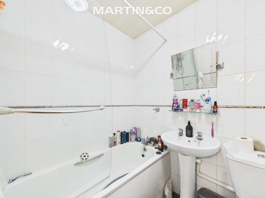 Property photo 3 of 6