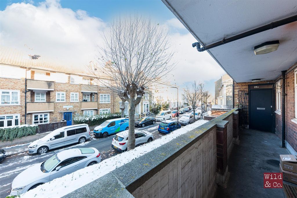 Property photo 2 of 10 008.Jpg