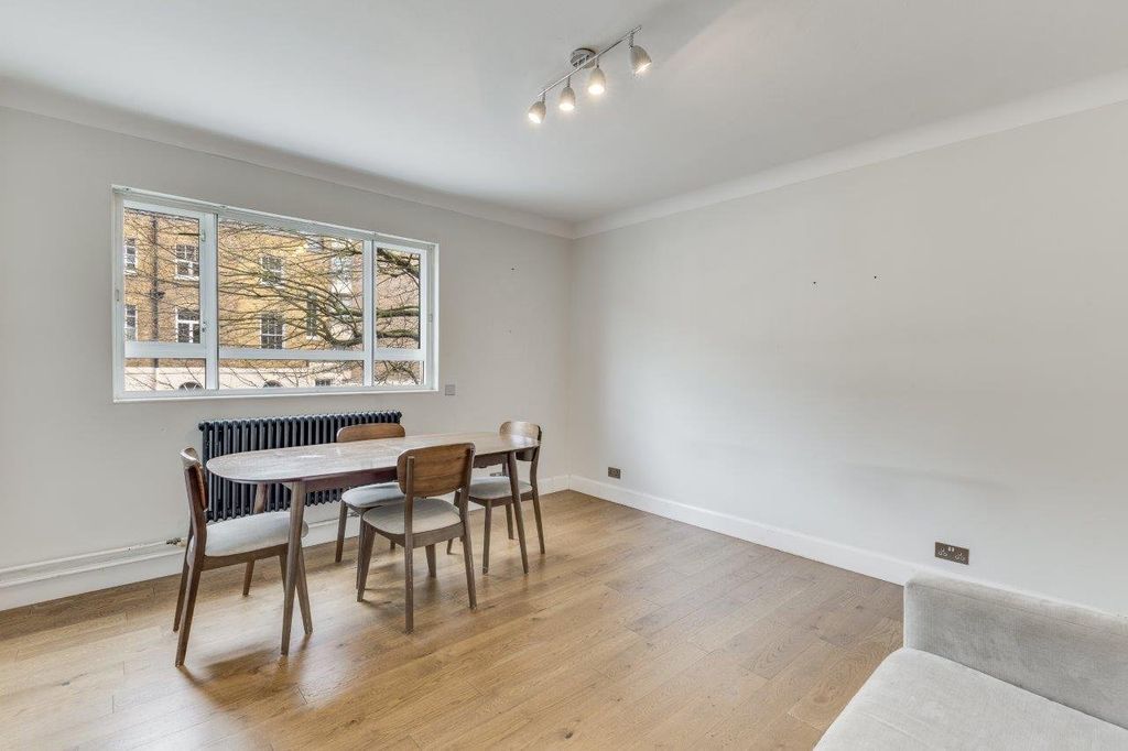 Property photo 3 of 12 Picture No. 12