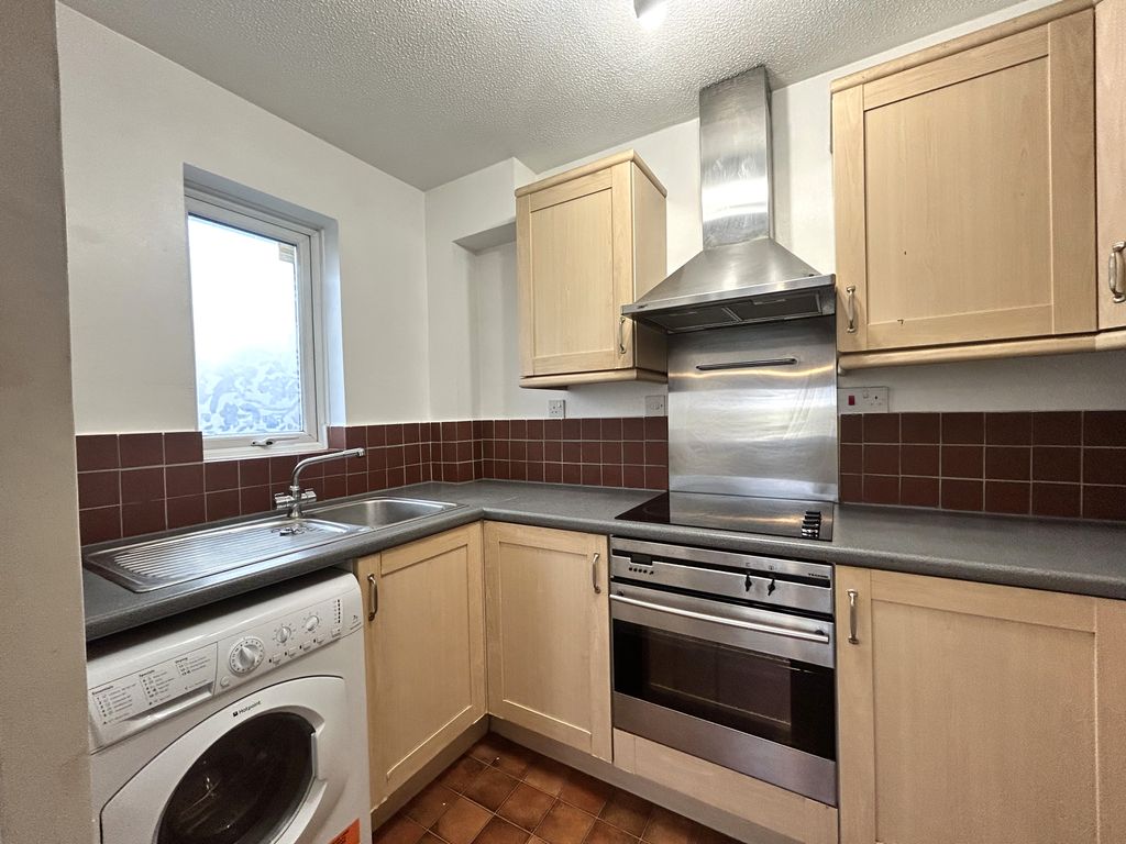 Property photo 3 of 7 Img_2837