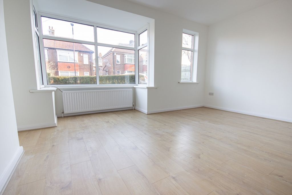 Property photo 2 of 10 2